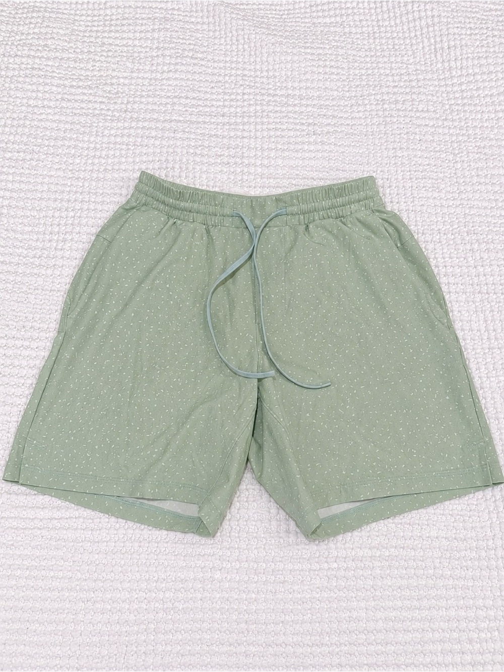 Lululemon Channel Cross Shorts